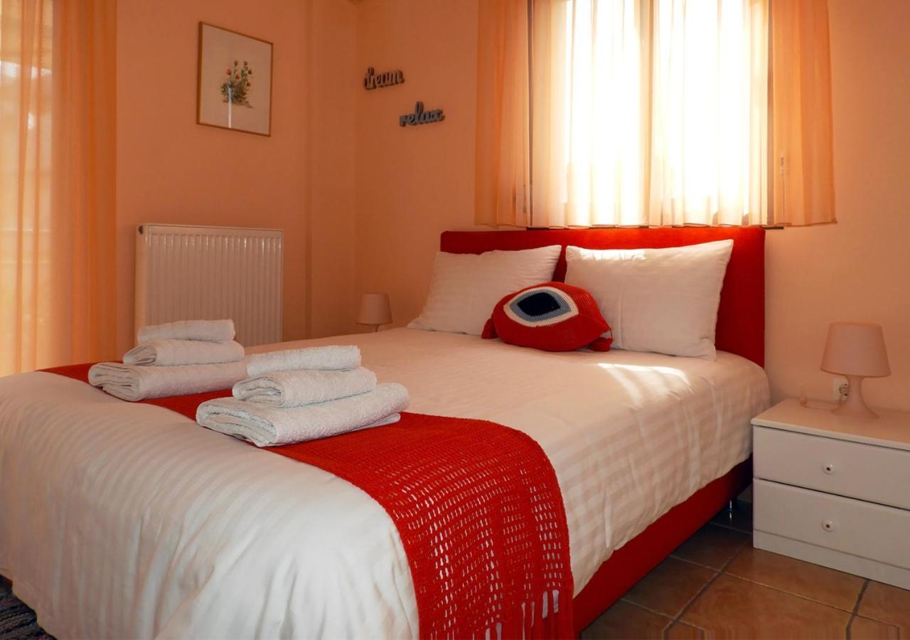 Seafront Family Apartment & Free Parking, The Cruiseflat Thessaloniki Exterior photo